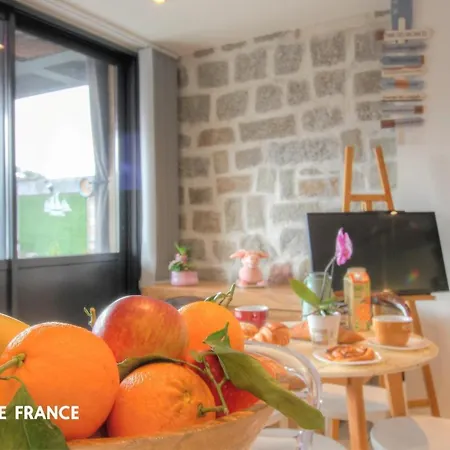 Apartament Kalliste *
